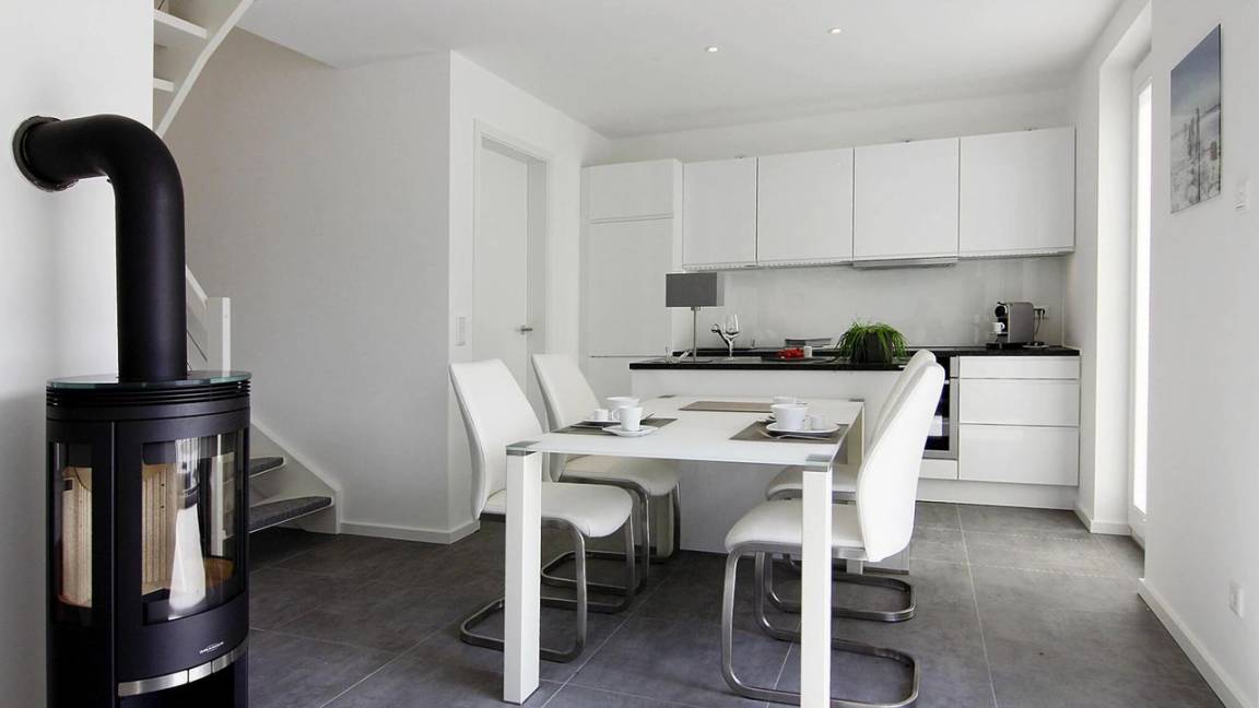 90 M² Ferienhaus ∙ 2 Schlafzimmer ∙ 4 Gäste - Lubmin