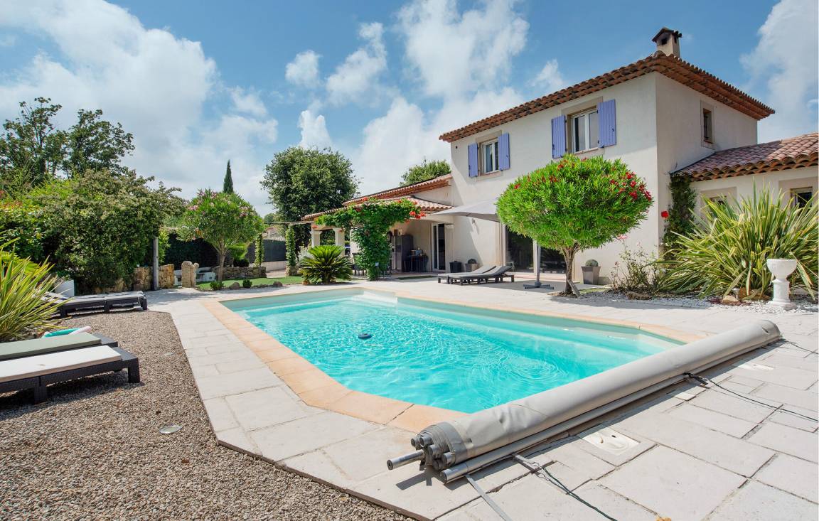 170 M² Ferienhaus ∙ 3 Schlafzimmer ∙ 9 Gäste - Montauroux