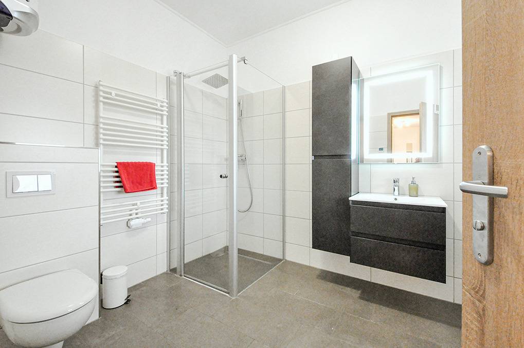 65 m² Ferienwohnung ∙ 2 Schlafzimmer ∙ 4 Gäste – Bild 8