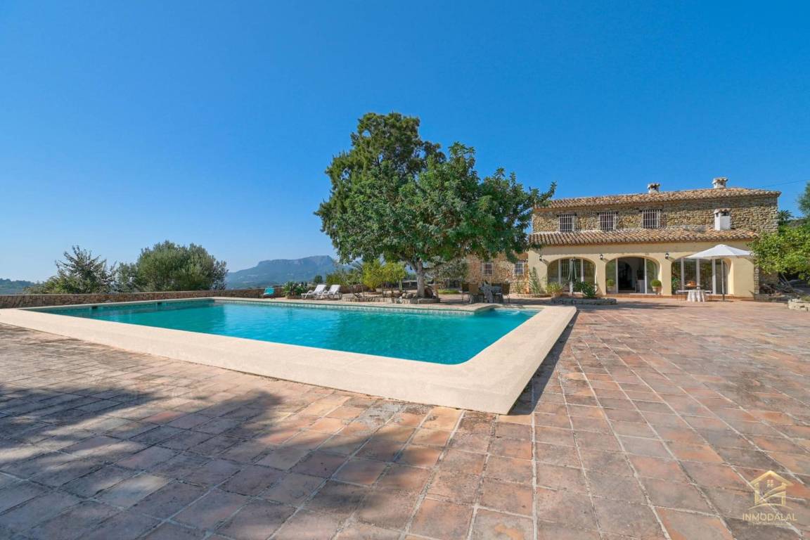 250 M² Villa ∙ 3 Schlafzimmer ∙ 6 Gäste - Benissa