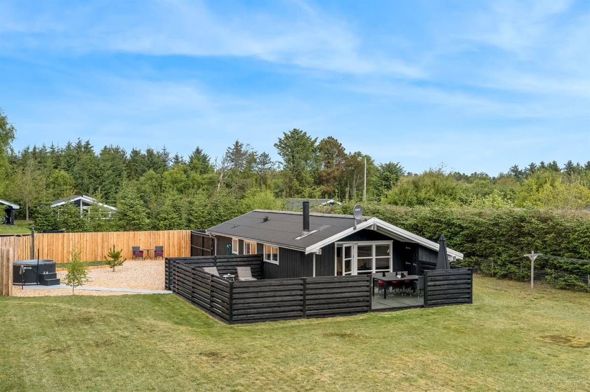 64 m² Ferienhaus ∙ 3 Schlafzimmer ∙ 6 Gäste – Bild 1