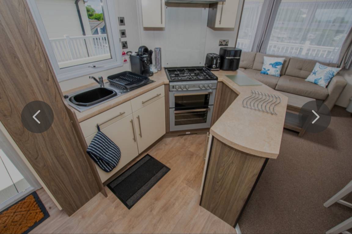 34 M² Lomakeskus ∙ 2 Makuuhuonetta ∙ 1 Vieras - Devon