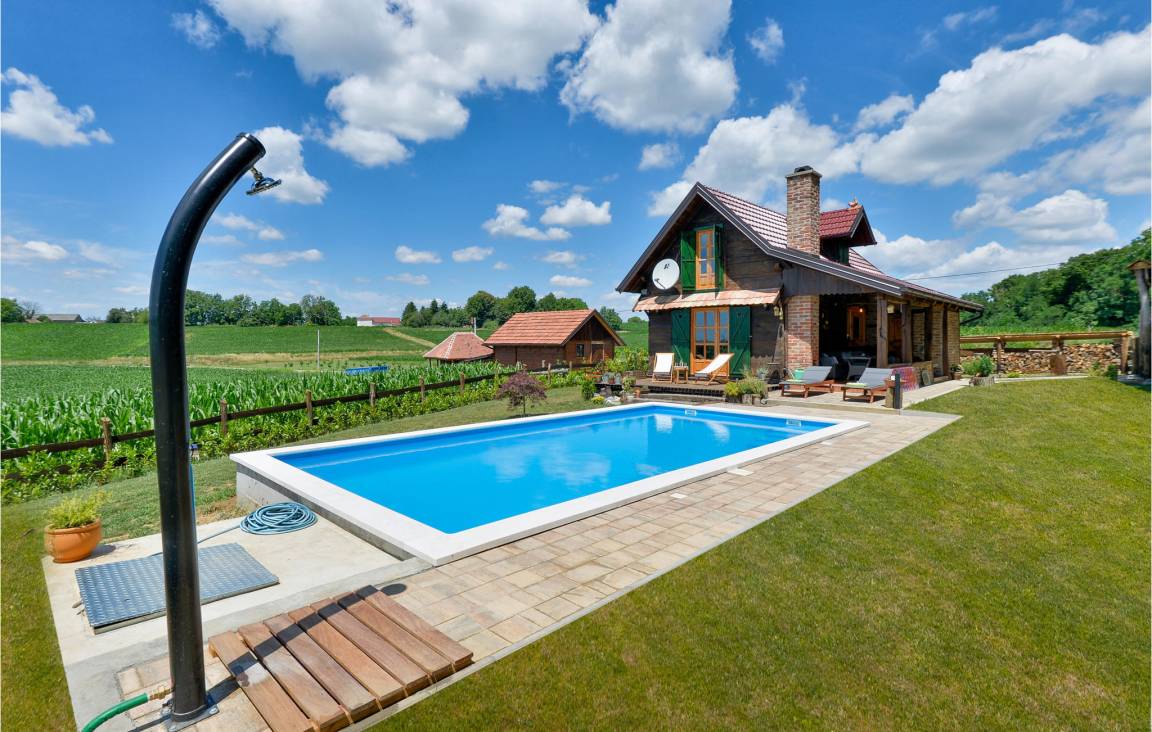 77 M² Ferienhaus ∙ 2 Schlafzimmer ∙ 6 Gäste - Kroatien