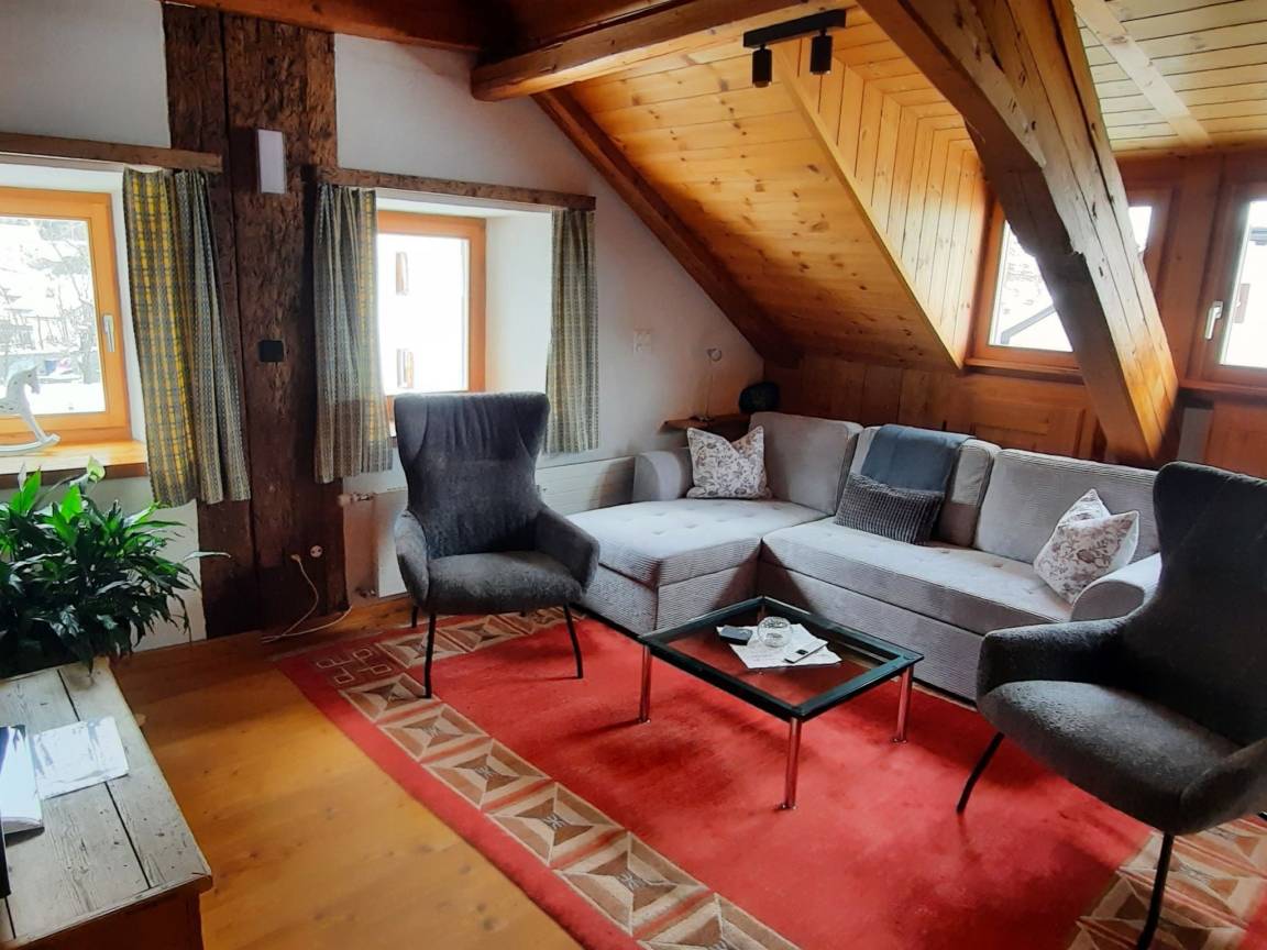 Ferienwohnung ∙ 2 Schlafzimmer ∙ 4 Gäste - Guarda, Schweiz