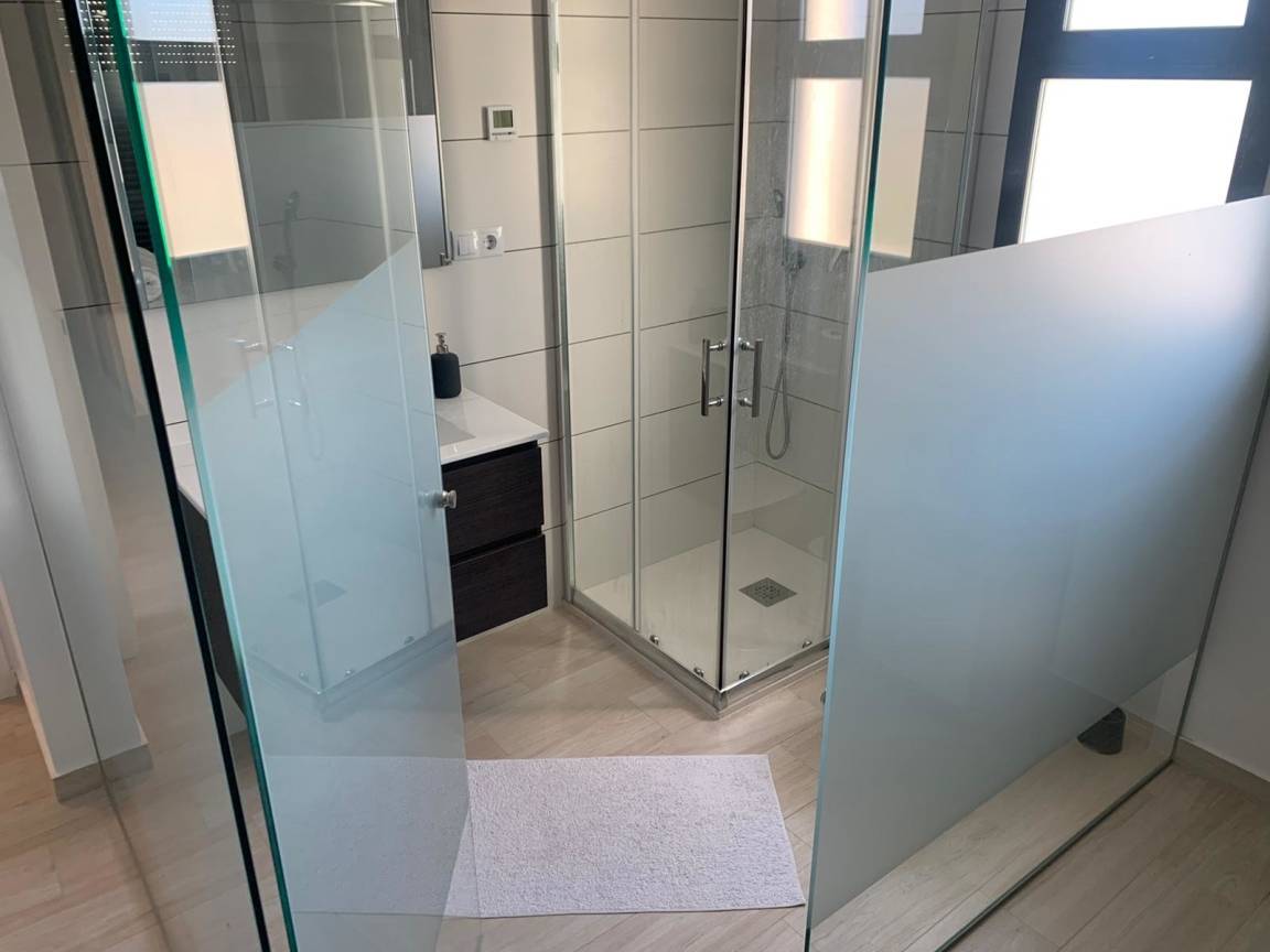 75 m² Ferienwohnung ∙ 2 Schlafzimmer ∙ 4 Gäste – Bild 9