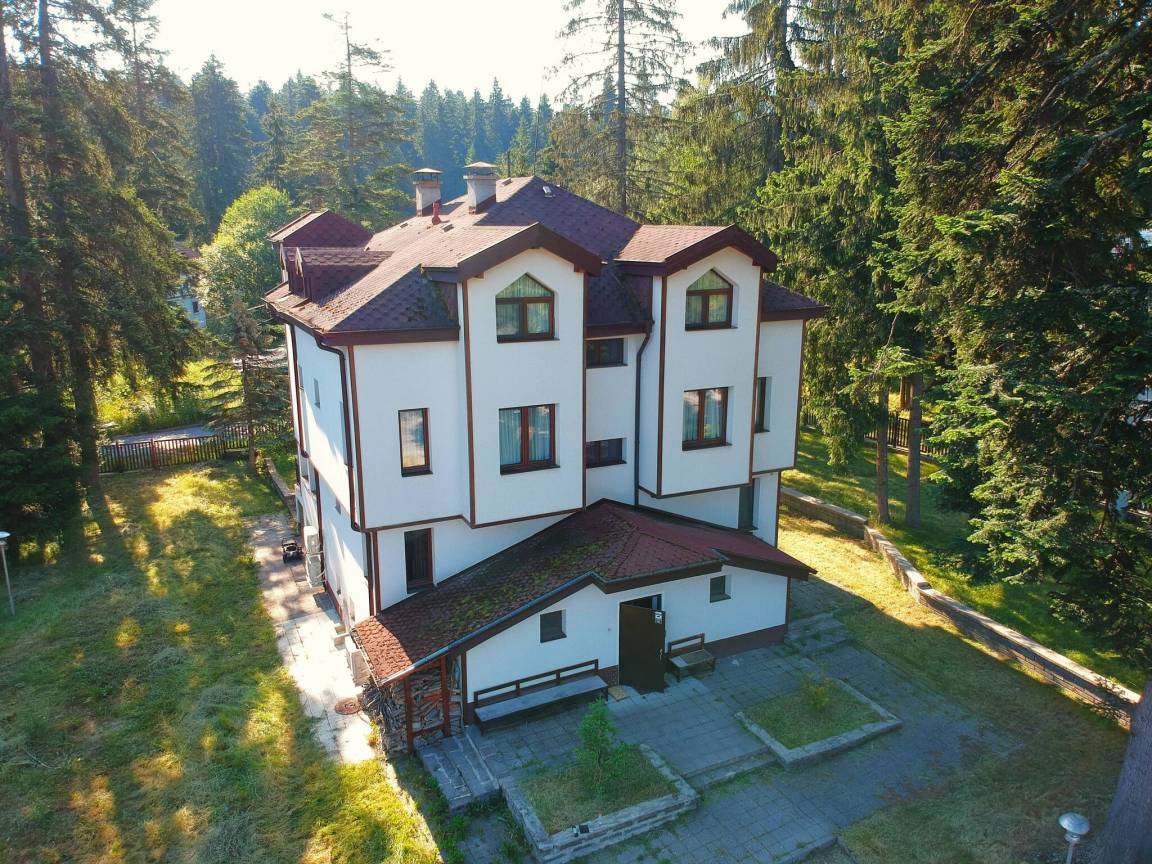 400 M² Ferienhaus ∙ 9 Schlafzimmer ∙ 24 Gäste - Bulgarien