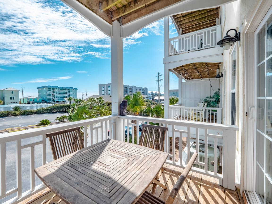 167 M² House ∙ 3 Bedrooms ∙ 7 Guests - Carolina Beach, NC