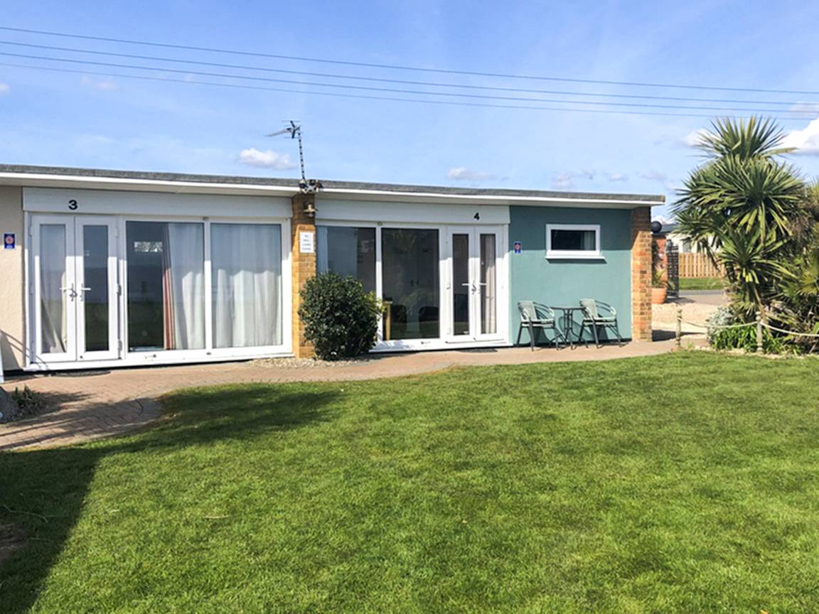 Cottage ∙ 2 Bedrooms ∙ 5 Guests - Caister-on-Sea