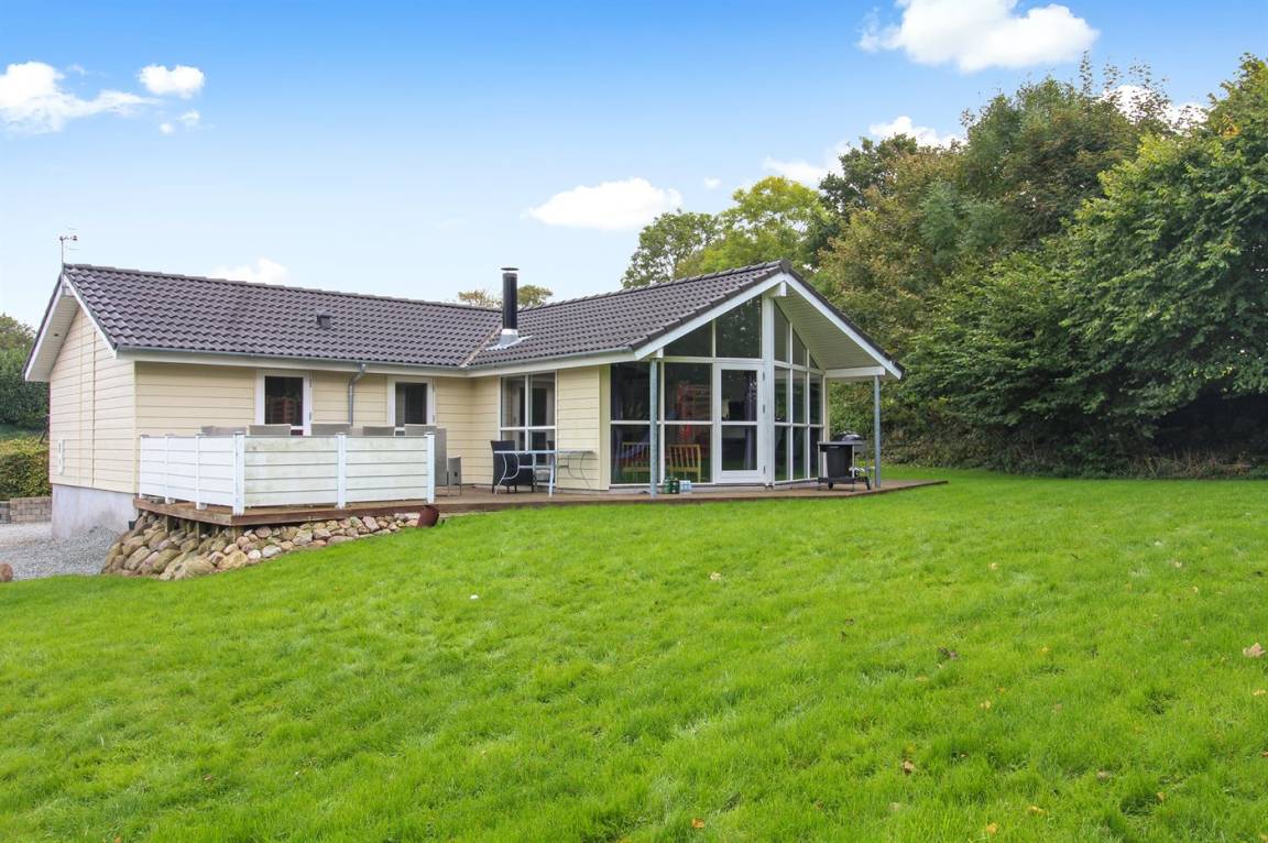 192 m² Ferienhaus ∙ 5 Schlafzimmer ∙ 12 Gäste – Bild 3