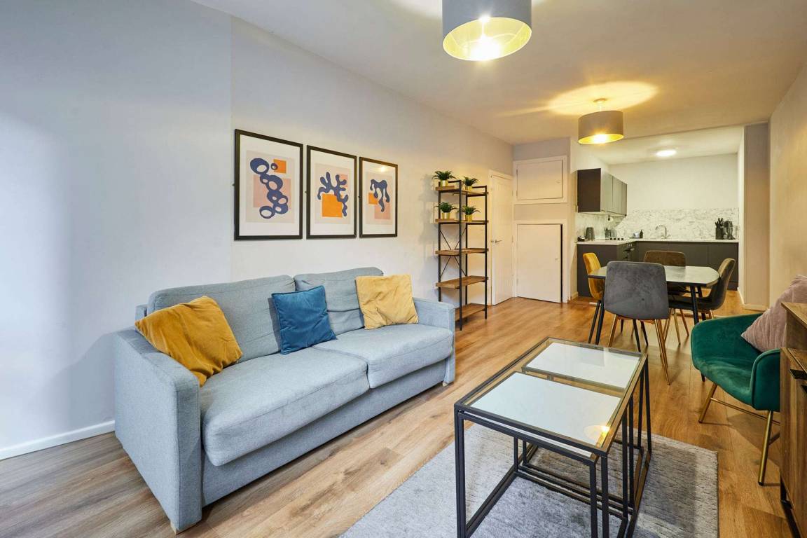 Apartment ∙ 1 Bedroom ∙ 6 Guests - Lime Street Station - Liverpool