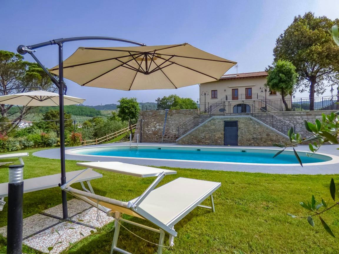 55 M² Appartamento Vacanza ∙ 2 Camere Da Letto ∙ 4 Ospiti - Pistoia