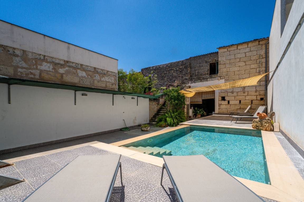 209 M² House ∙ 4 Bedrooms ∙ 6 Guests - Sa Pobla