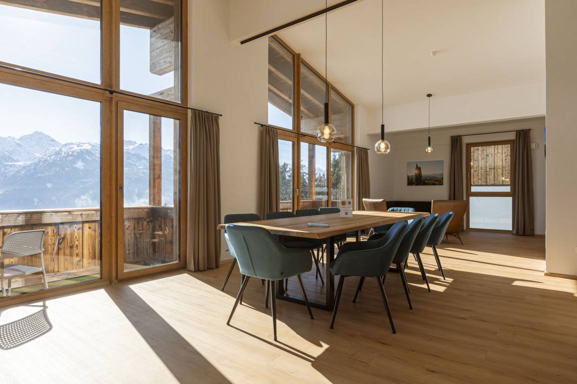 186 M² Apartamento ∙ 5 Habitaciones ∙ 10 Huéspedes - Mittersill