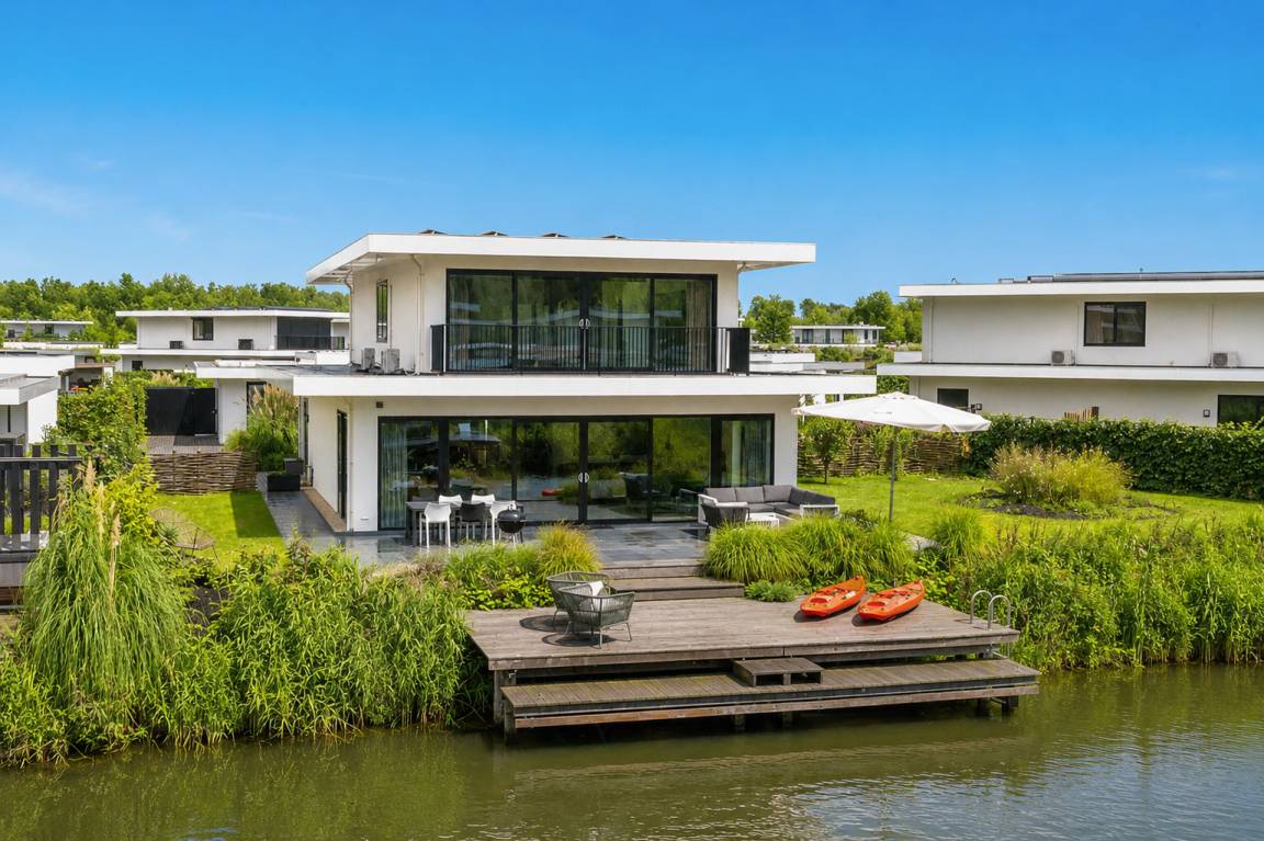 228 M² Ferienhaus ∙ 3 Schlafzimmer ∙ 6 Gäste - Harderwijk