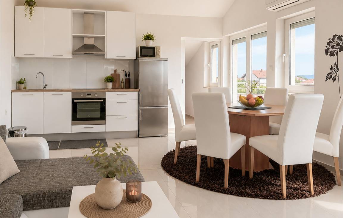 100 M² Apartament ∙ 3 Sypialnie ∙ 6 Gości - Bibinje