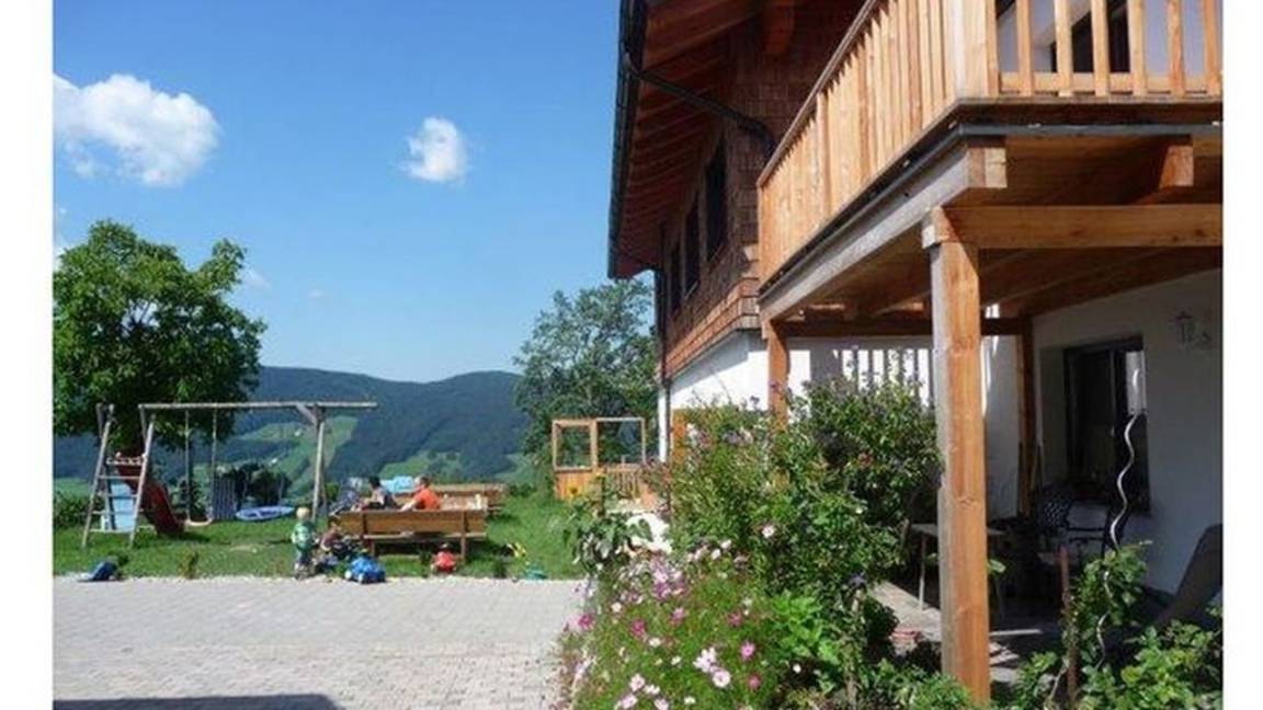 60 M² Ferienwohnung ∙ 2 Schlafzimmer ∙ 5 Gäste - Mondsee