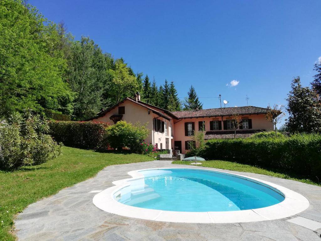 200 M² House ∙ 2 Bedrooms ∙ 4 Guests - Alba