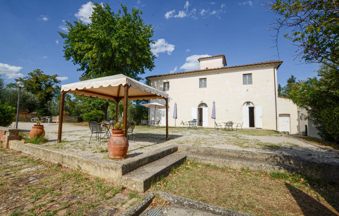 50 M² Apartamento ∙ 1 Habitación ∙ 4 Huéspedes - Poggibonsi
