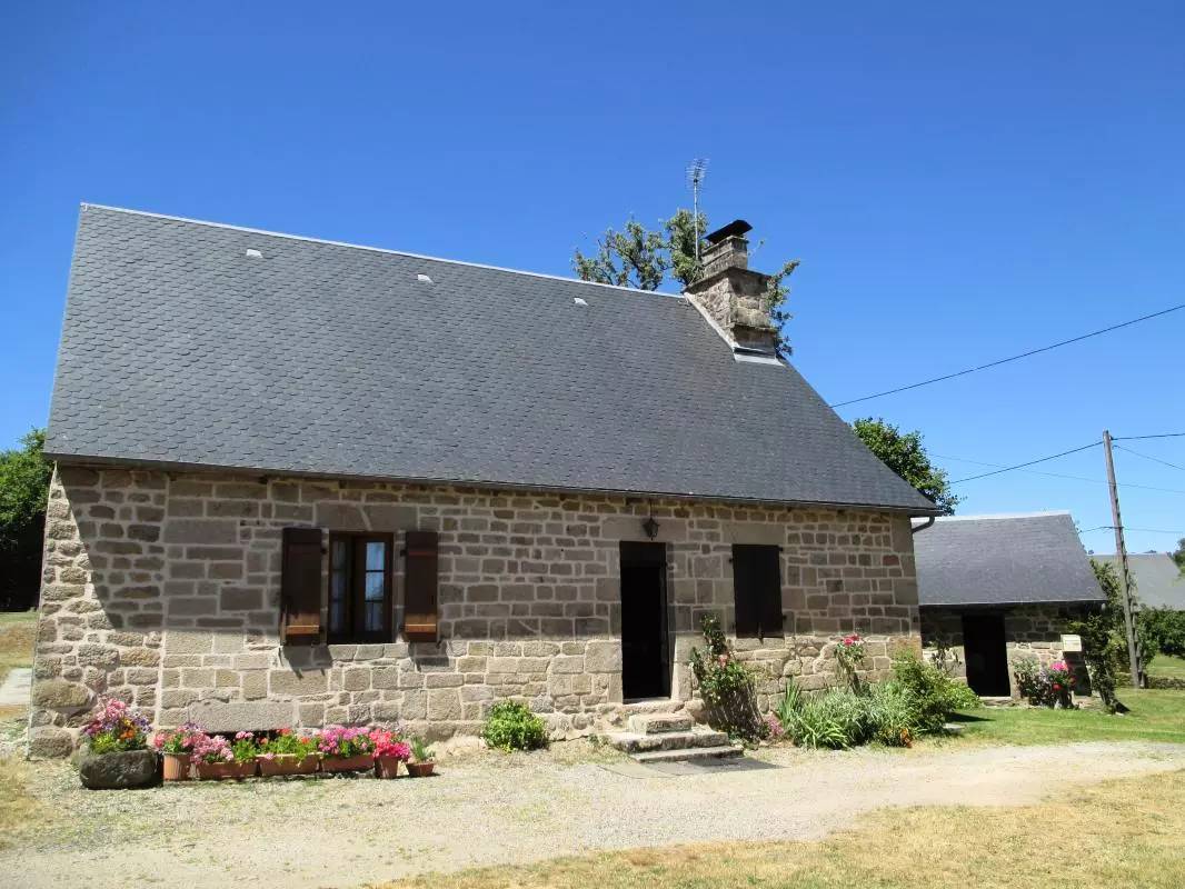 120 M² Maison De Vacances ∙ 4 Chambres ∙ 8 Personnes - Marcillac-la-Croisille