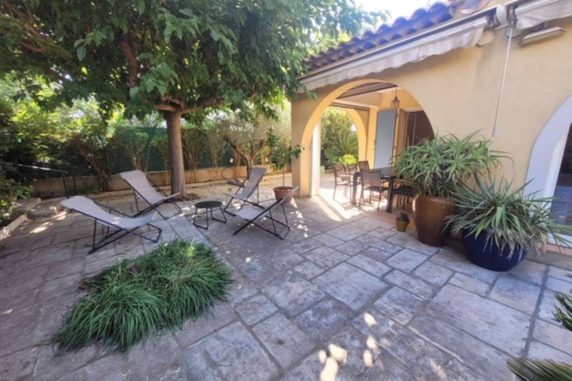 114 M² Ferienhaus ∙ 3 Schlafzimmer ∙ 6 Gäste - Fréjus