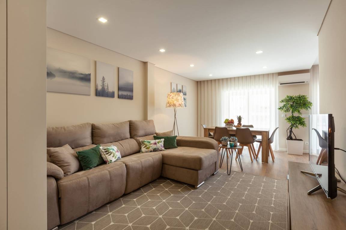 123 M² Apartment ∙ 3 Bedrooms ∙ 6 Guests - Braga