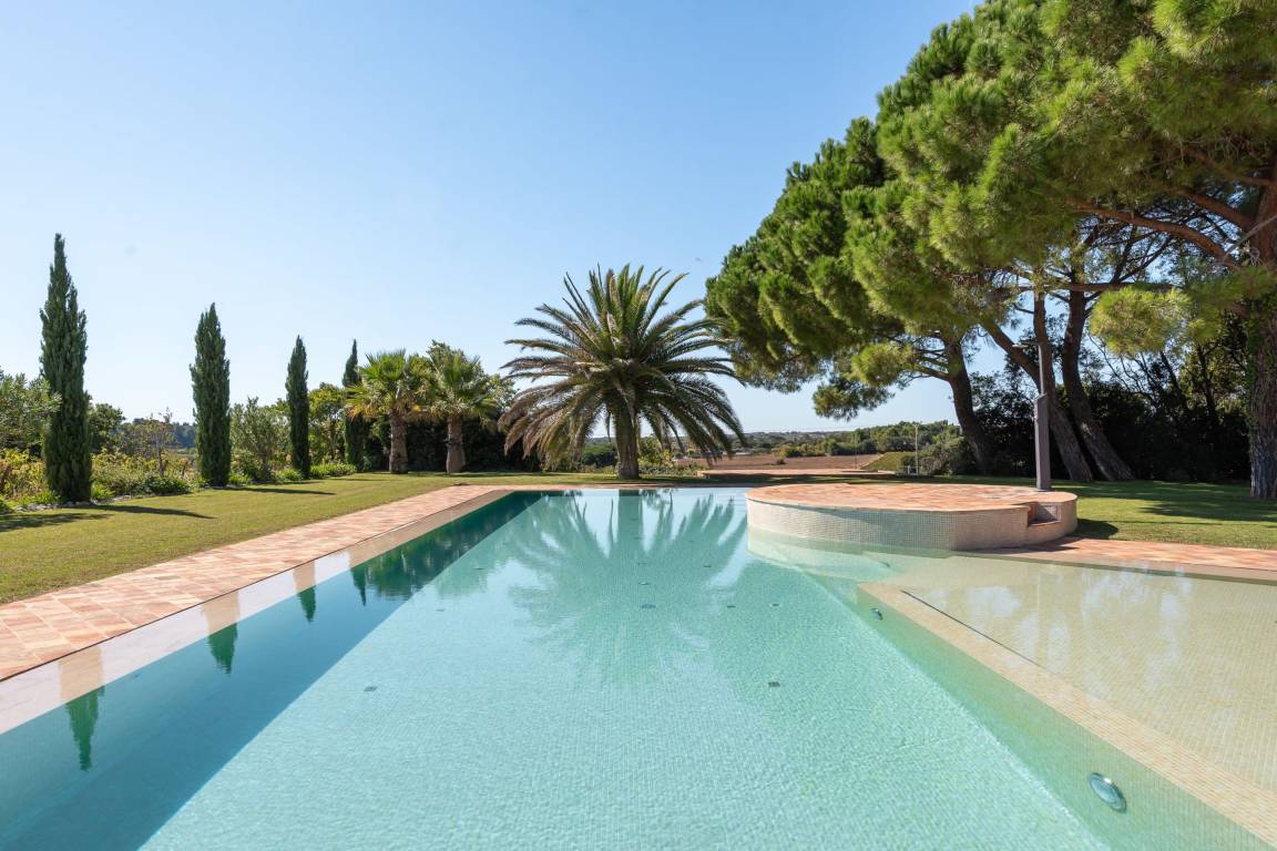 480 M² Apartamento ∙ 6 Habitaciones ∙ 18 Huéspedes - Pézenas