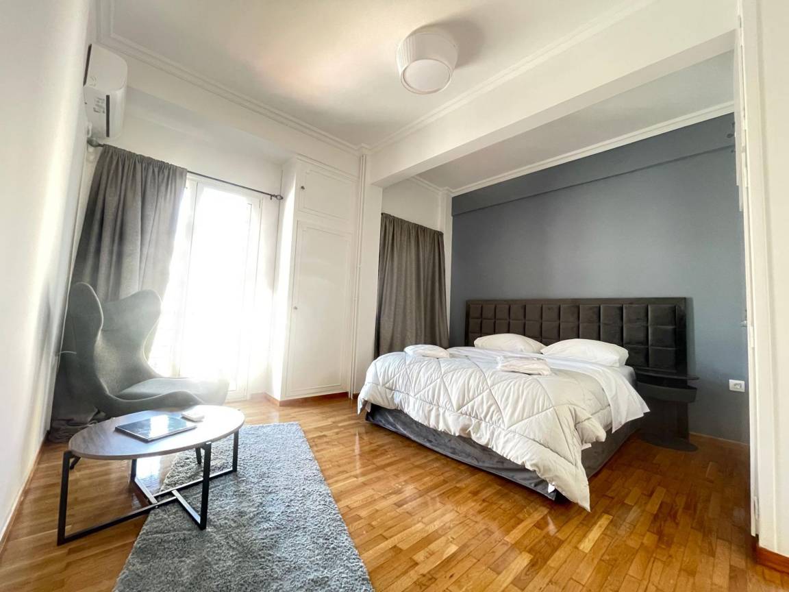 75 M² Apartamento ∙ 2 Habitaciones ∙ 5 Huéspedes - Grecia