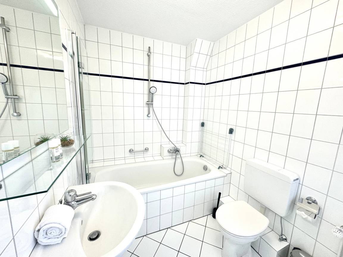 65 m² Ferienwohnung ∙ 1 Schlafzimmer ∙ 3 Gäste – Bild 14