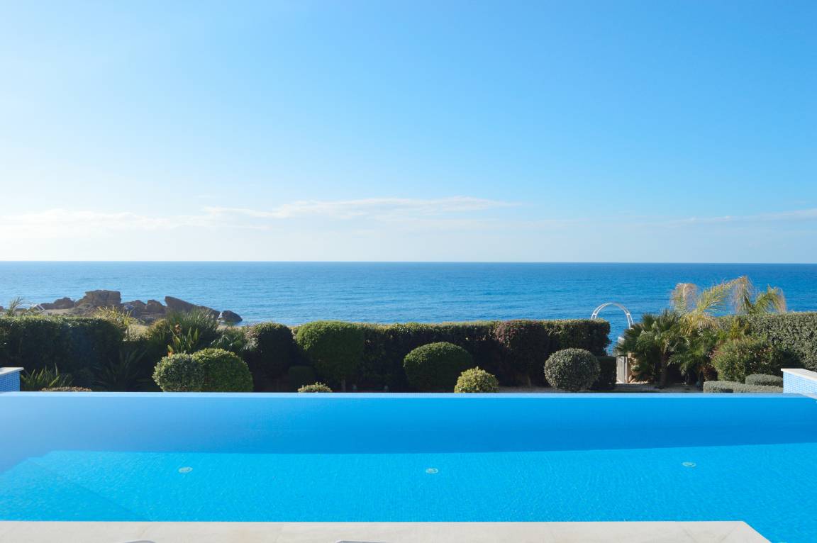 360 M² Villa ∙ 3 Habitaciones ∙ 6 Huéspedes - Pafos