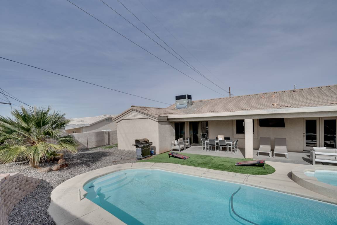 151 M² House ∙ 4 Bedrooms ∙ 10 Guests