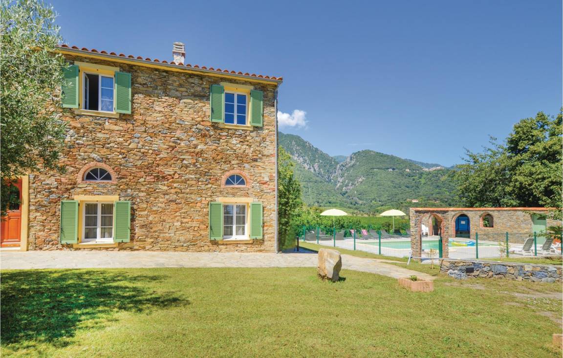 85 M² Maison De Vacances ∙ 2 Chambres ∙ 6 Personnes - Haute-Corse