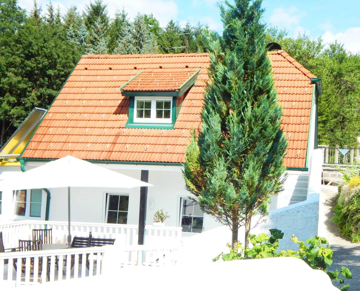 80 M² House ∙ 2 Bedrooms ∙ 7 Guests - Wiener Neustadt