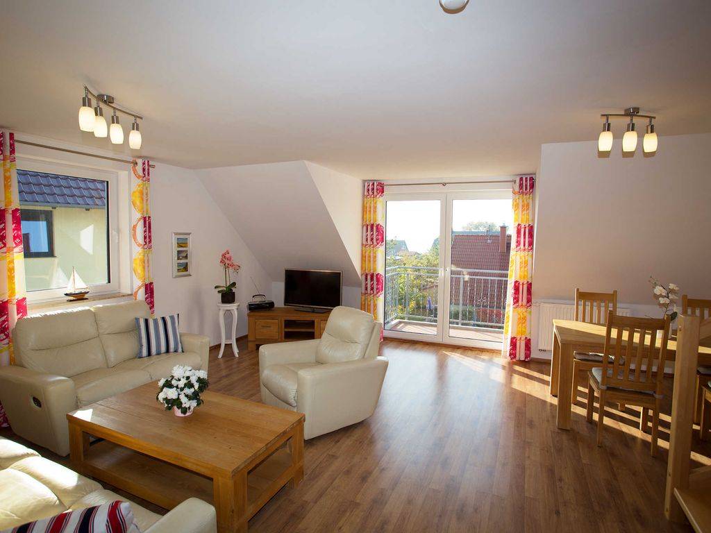75 M² Ferienwohnung ∙ 2 Schlafzimmer ∙ 5 Gäste - Wiek