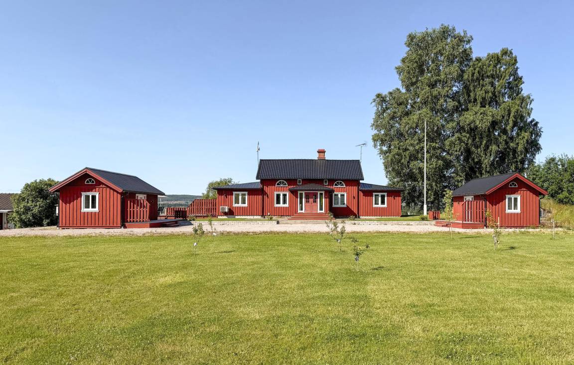 200 M² Hus ∙ 6 Sovrum ∙ 10 Gäster - Värmlands län