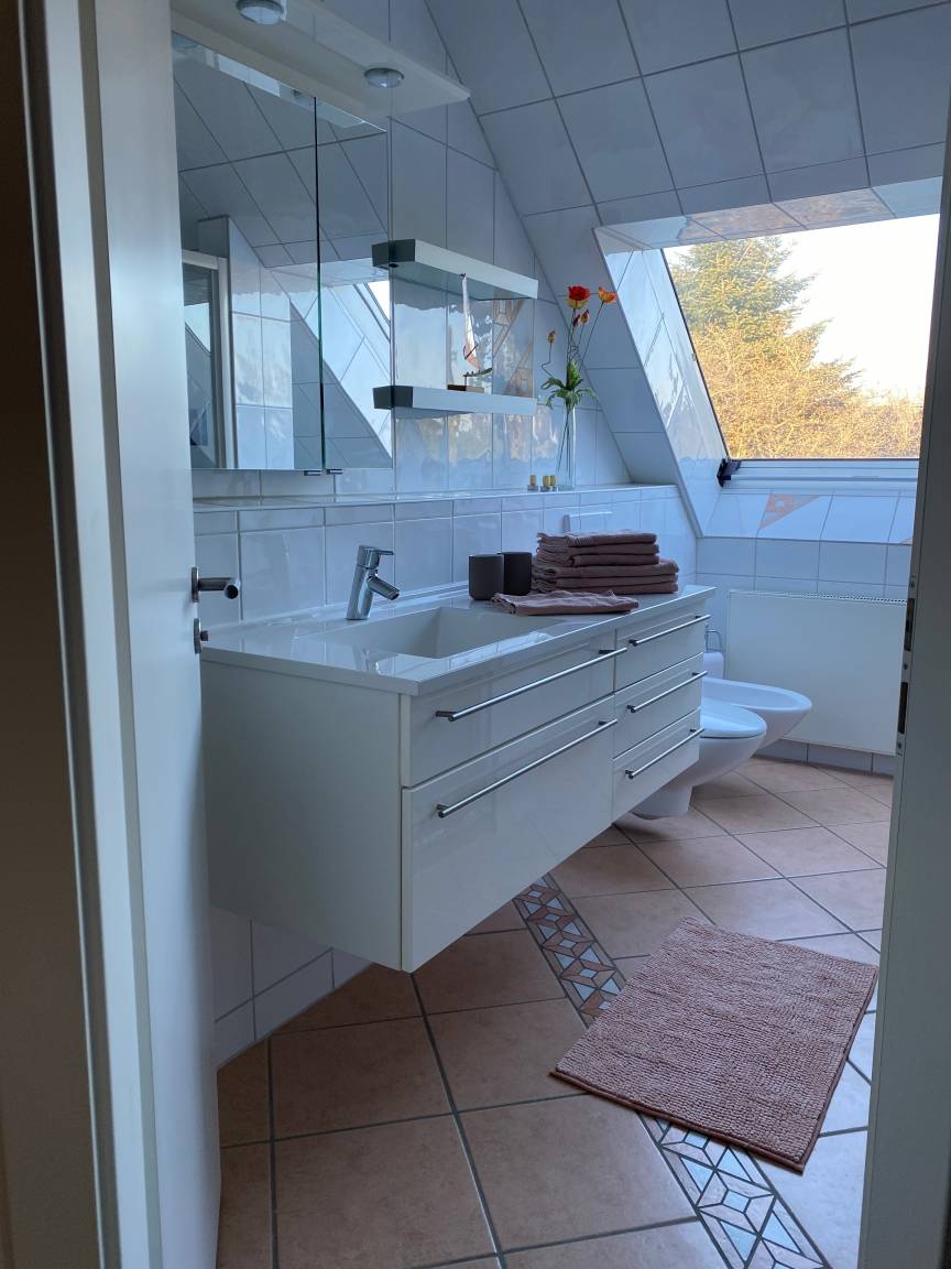 65 m² Ferienwohnung ∙ 1 Schlafzimmer ∙ 2 Gäste – Bild 8