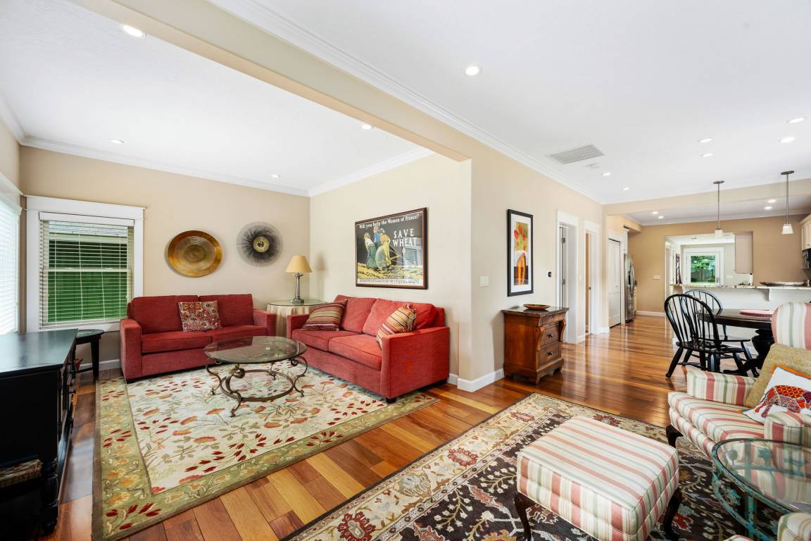 187 M² Talo ∙ 2 Makuuhuonetta ∙ 8 Vierasta - Coeur d'Alene, ID