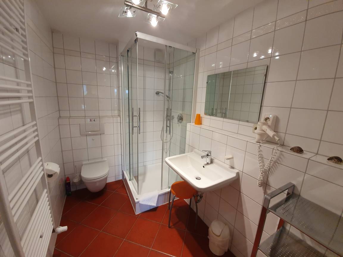 57 m² Ferienwohnung ∙ 1 Schlafzimmer ∙ 2 Gäste – Bild 4