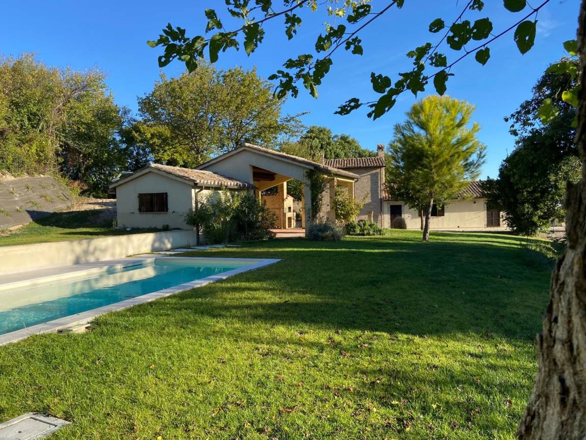 140 M² Ferienhaus ∙ 3 Schlafzimmer ∙ 6 Gäste - Pergola