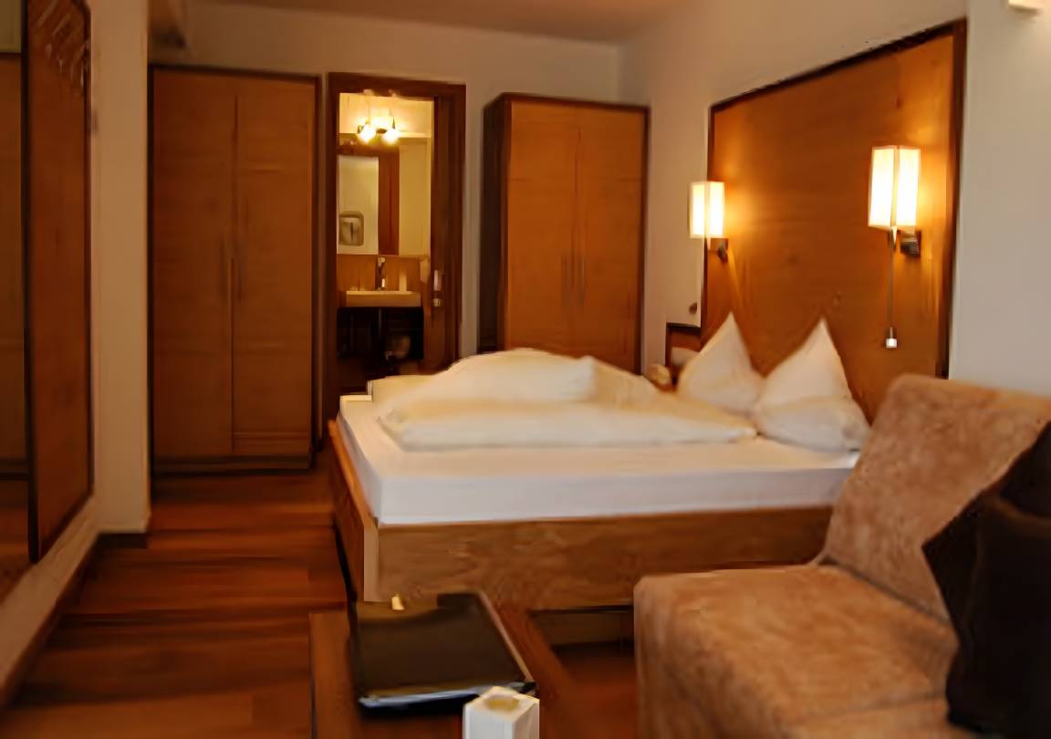 40 M² Ferienwohnung ∙ 1 Schlafzimmer ∙ 4 Gäste - Burgeis