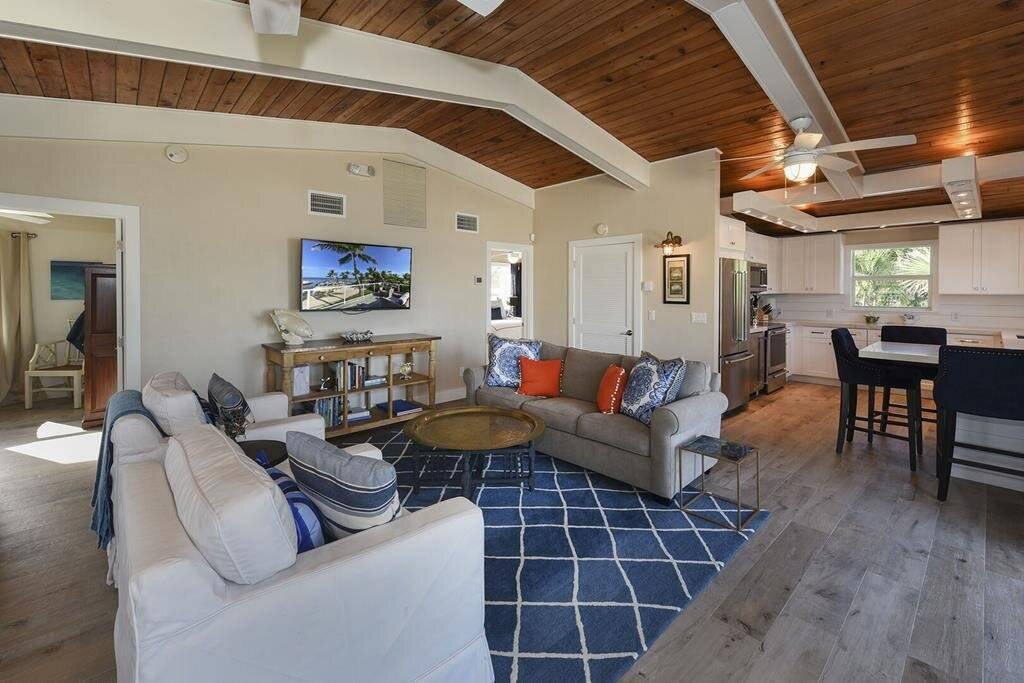 House ∙ 2 Bedrooms ∙ 8 Guests - Islamorada, FL