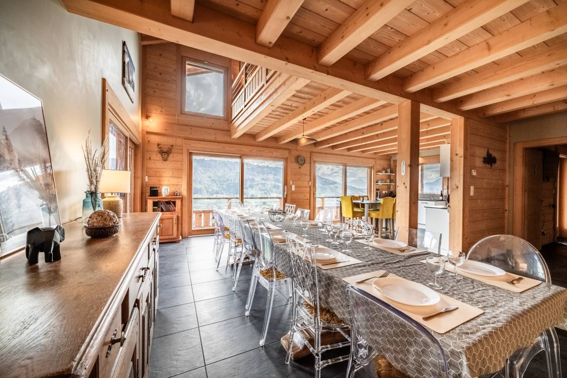240 M² Chalet ∙ 7 Chambres ∙ 15 Personnes - Les Carroz d'Arâches
