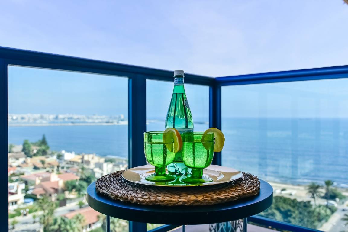 60 M² Apartamento ∙ 2 Habitaciones ∙ 5 Huéspedes - Torrevieja