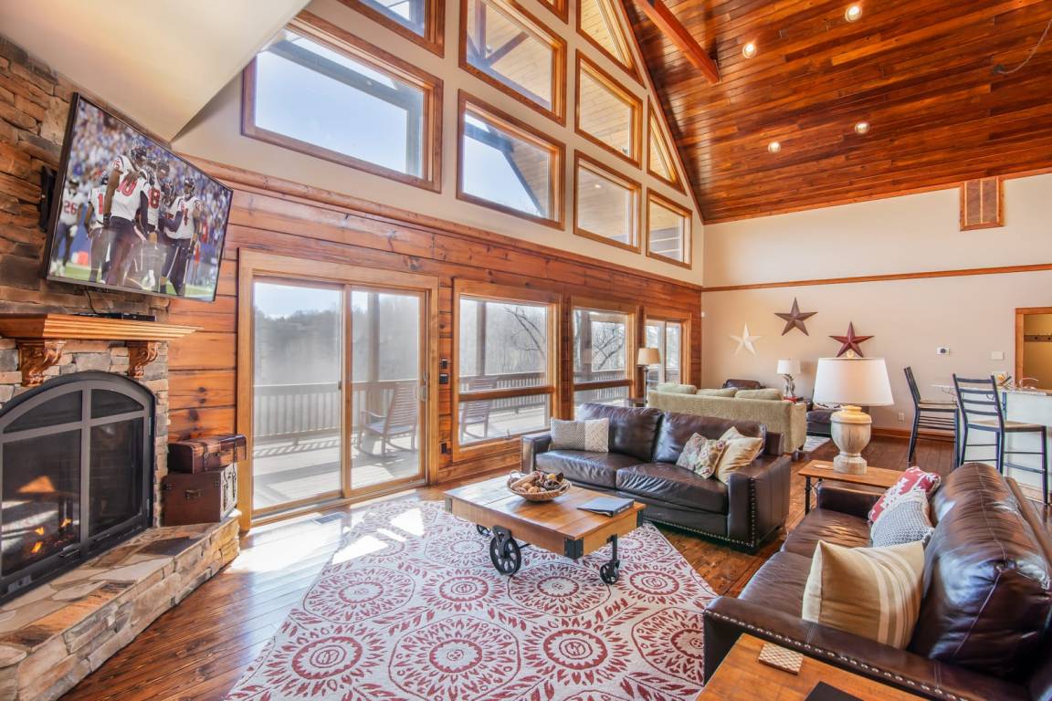 458 M² Cabin ∙ 4 Bedrooms ∙ 14 Guests - Blowing Rock, NC