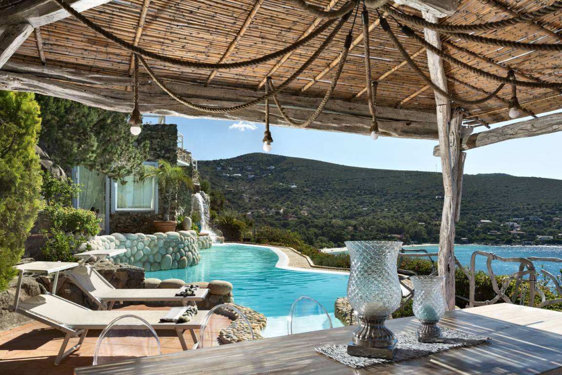 650 M² Villa ∙ 13 Schlafzimmer ∙ 26 Gäste - Solanas