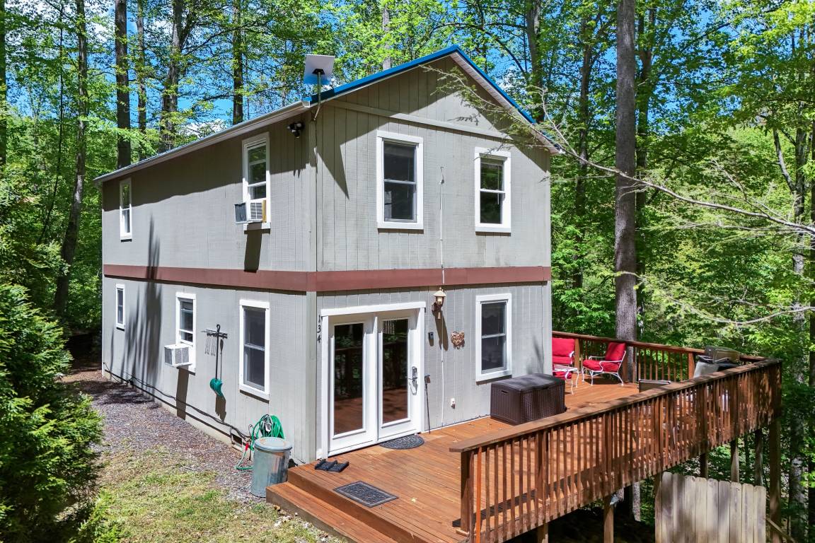 Cottage ∙ 2 Bedrooms ∙ 4 Guests - North Carolina