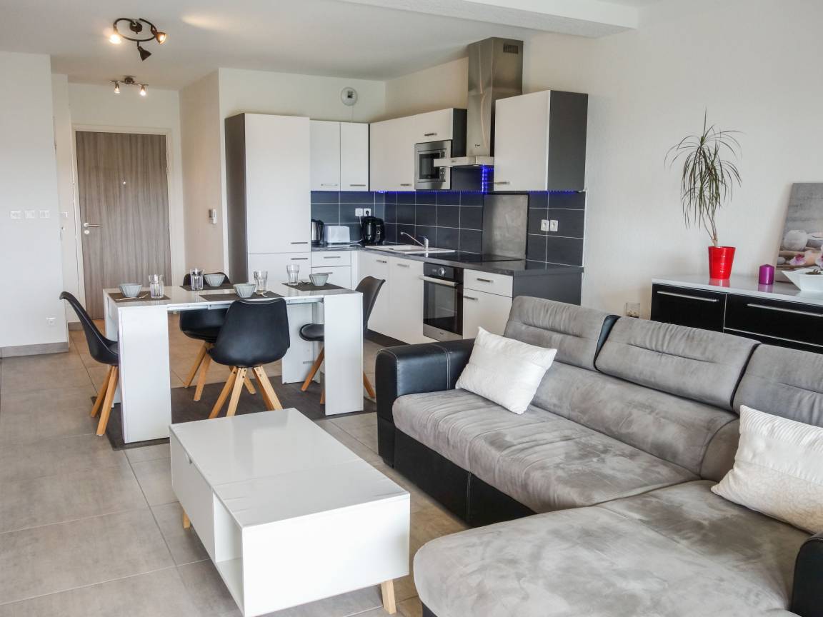 Appartement Terrasse de Lucie Saint Cyprien FR6665.116.1 | Interhome