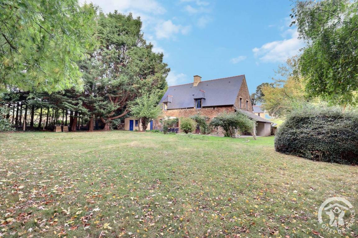 131 m&sup2; G&icirc;te 3 Schlafzimmer 6 G&auml;ste