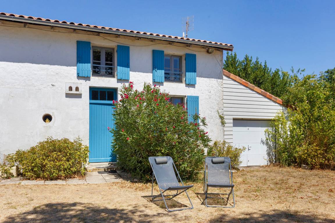 70 M² Maison De Vacances ∙ 2 Chambres ∙ 6 Personnes - Saint-Jean-d'Angély