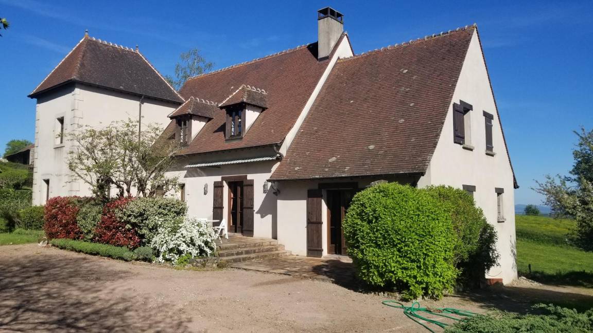 200 m&sup2; G&icirc;te 3 Schlafzimmer 7 G&auml;ste