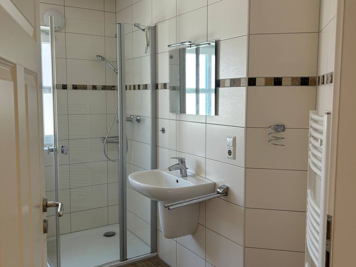 60 m² Ferienwohnung ∙ 1 Schlafzimmer ∙ 2 Gäste – Bild 1